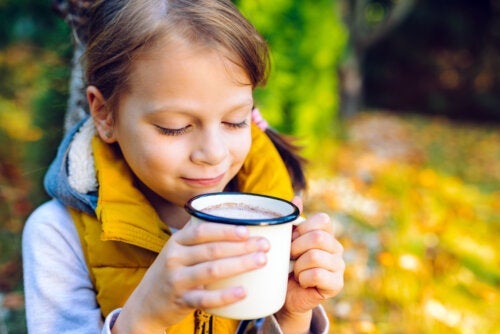 Ποιες είναι οι επιπτώσεις της καφεΐνης στα παιδιά;