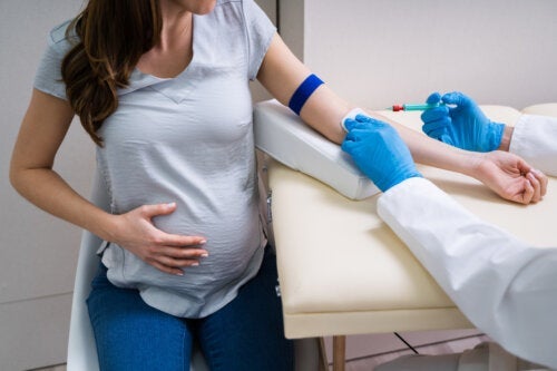 Θρομβοφιλία στην εγκυμοσύνη: Ποιοι είναι οι κίνδυνοι;
