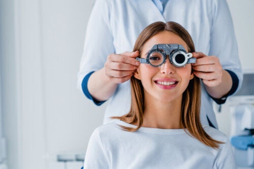 Η ΑOE συνιστά οφθαλμολογικές εξετάσεις κάθε χρόνο